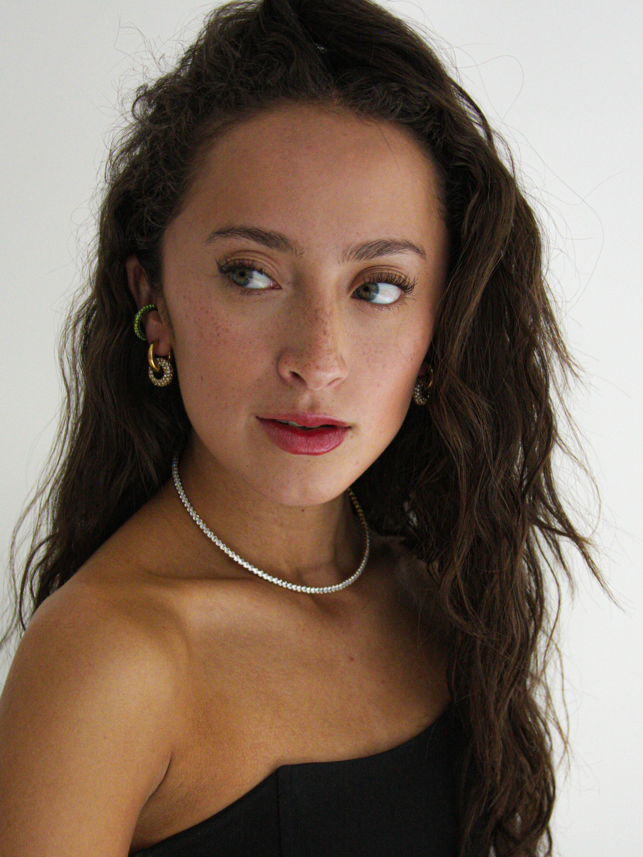 Arete Hoop That Girl